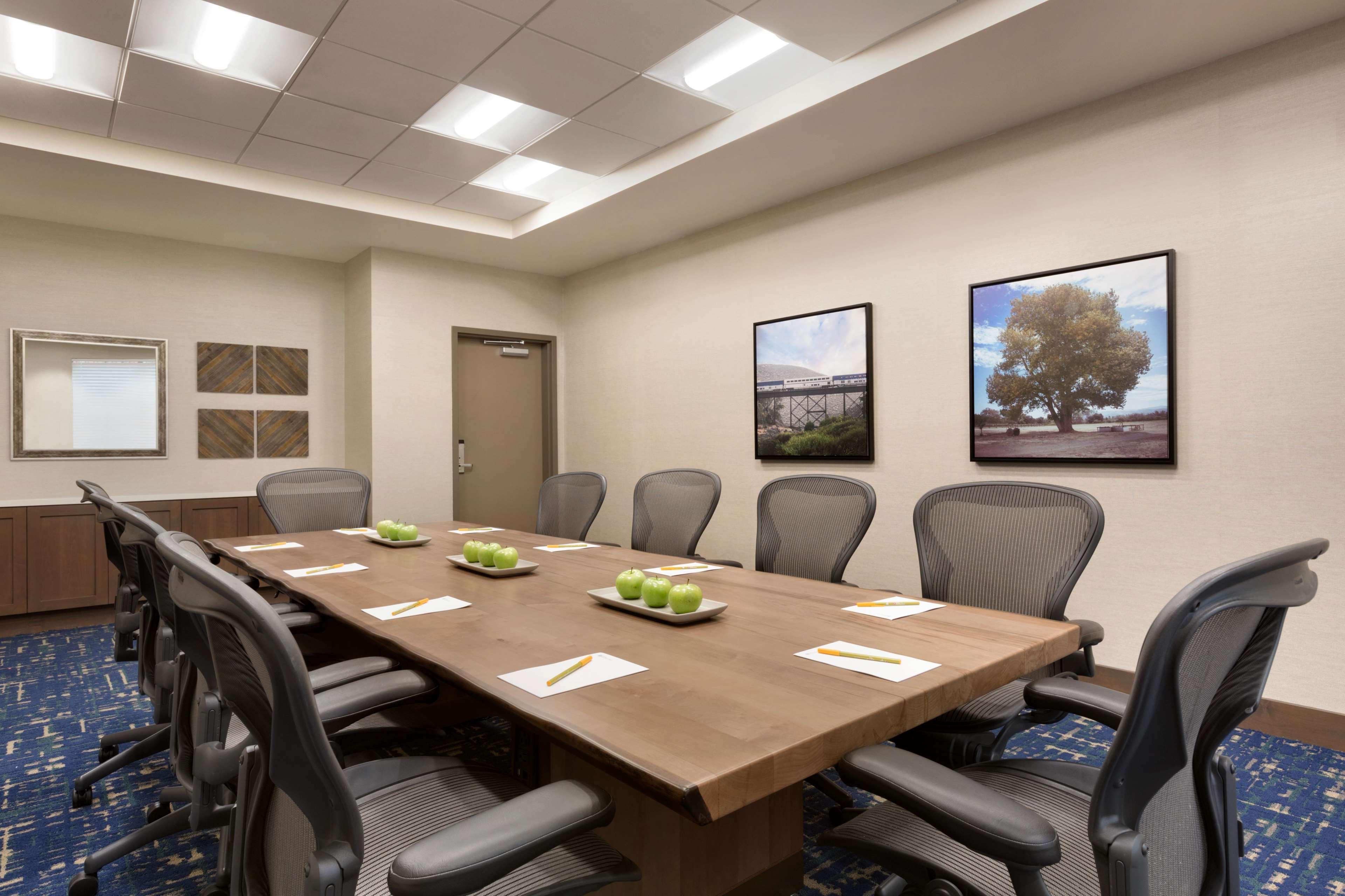 Hilton Garden Inn Lompoc, Ca Zewnętrze zdjęcie